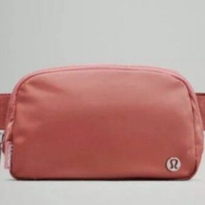 Lululemon Brier Rose Everywhere Bag Belt